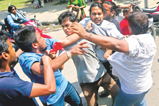 Rampal Plant: BCL activists scuffle with protesters