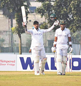Nurul's ton keeps Razzak waiting