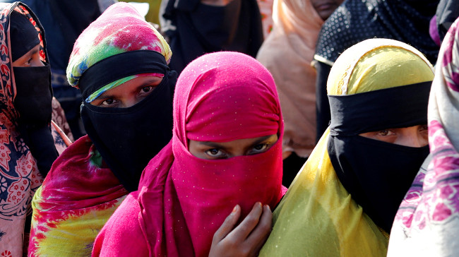 Myanmar Rohingya girls