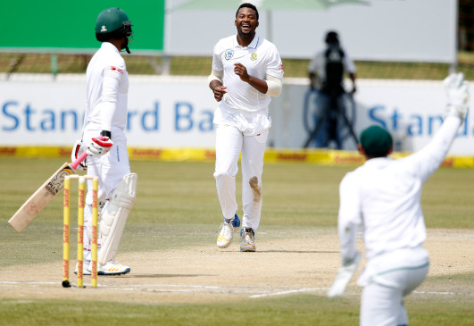 South Africa turn the heat on Bangladesh South Africa turn the heat on Bangladesh