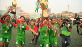 BD_U15 celebrate title