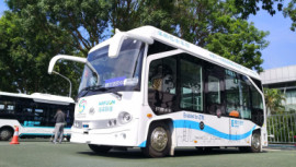 The Alphaba bus