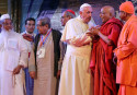 Pope calls refugees 'Rohingya' after emotional meeting in Dhaka