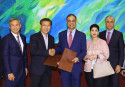 Singapore's PSA Marine to handle Summit LNG's vessel services
