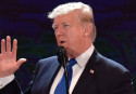 Trump seeks end to chain migration, visa lottery to US