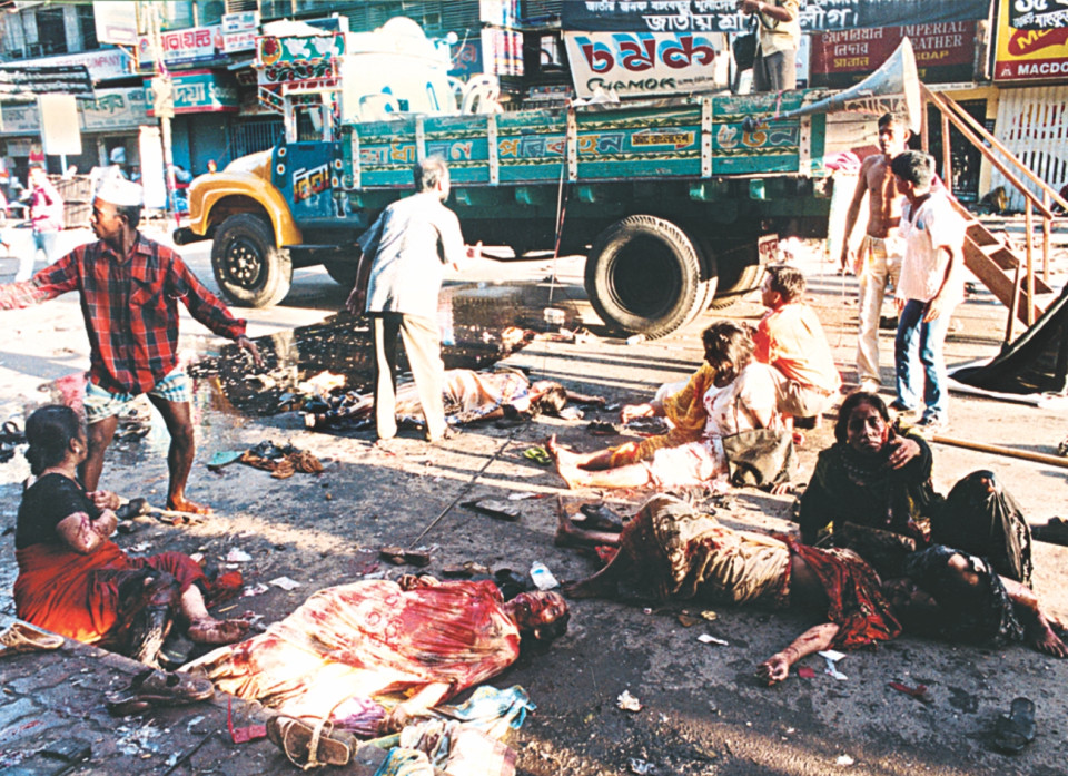 August 21 Grenade Attack, Black Day, grenade attack on Awami League rally, Bangabandhu Avenue.