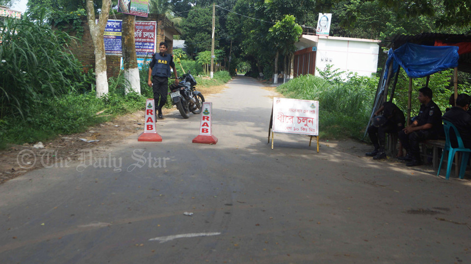 Suspected militant den in Ashulia of Savar