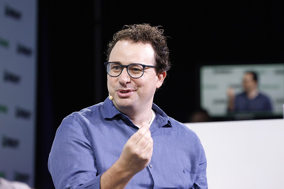 Anthropic CEO accuses OpenAI of ‘straight up lies’ over Pentagon deal