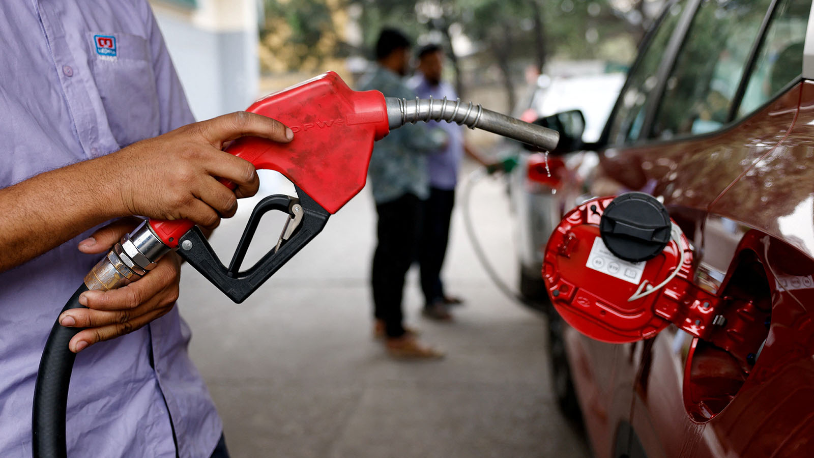 Govt likely to relax fuel purchase caps from today