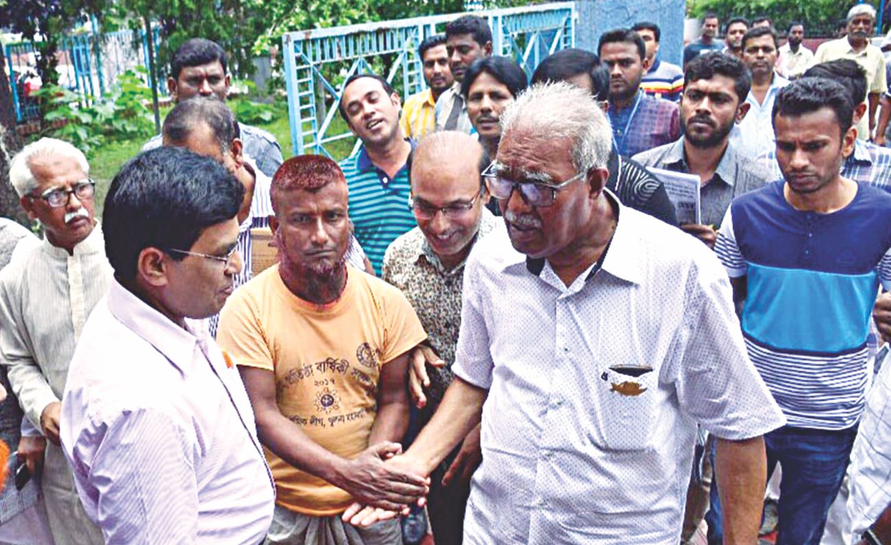 KCC Polls: Last Day's Campaign: AL men dominate, BNP men lie low