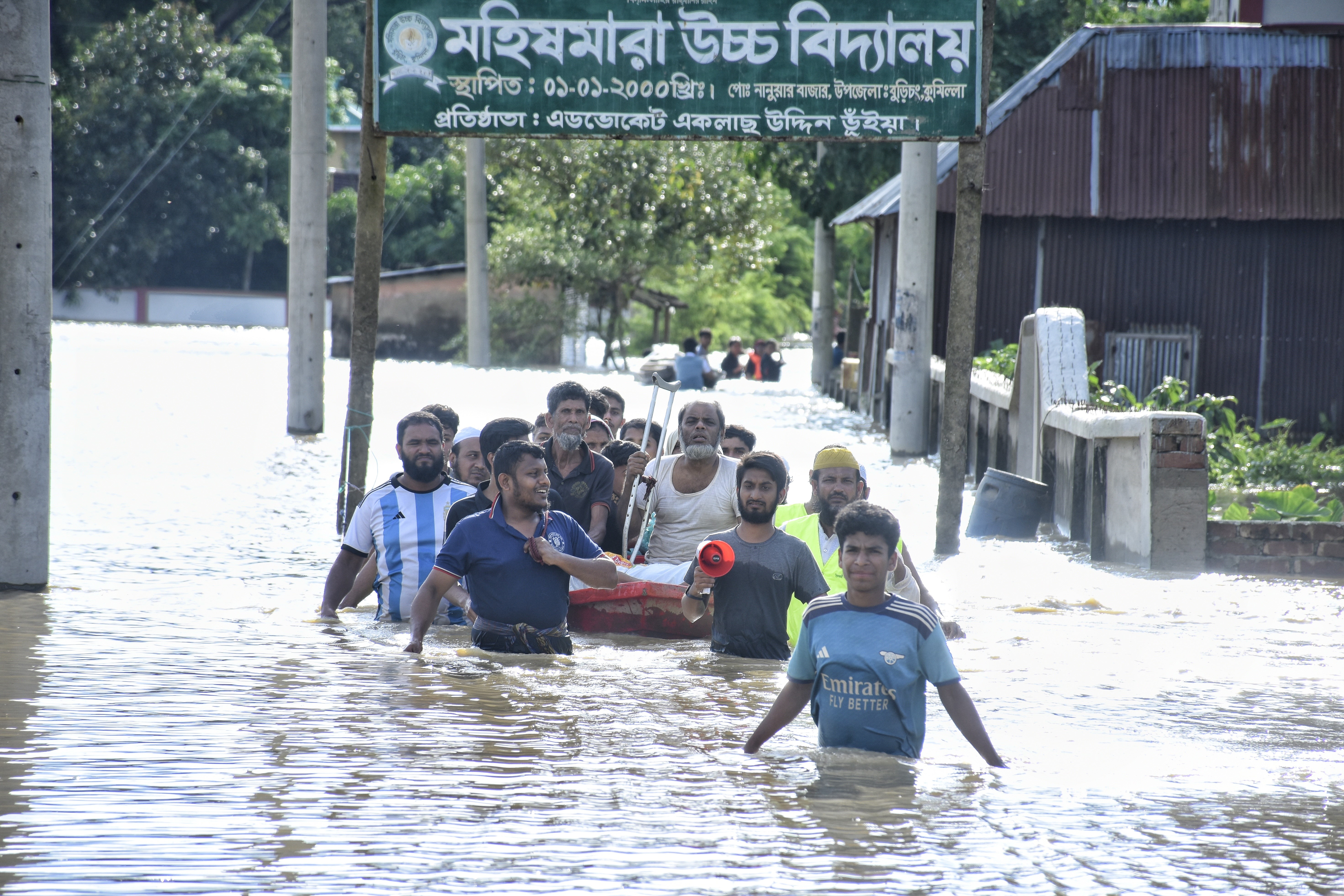 Bangladesh needs revolutionary changes to deal with floods