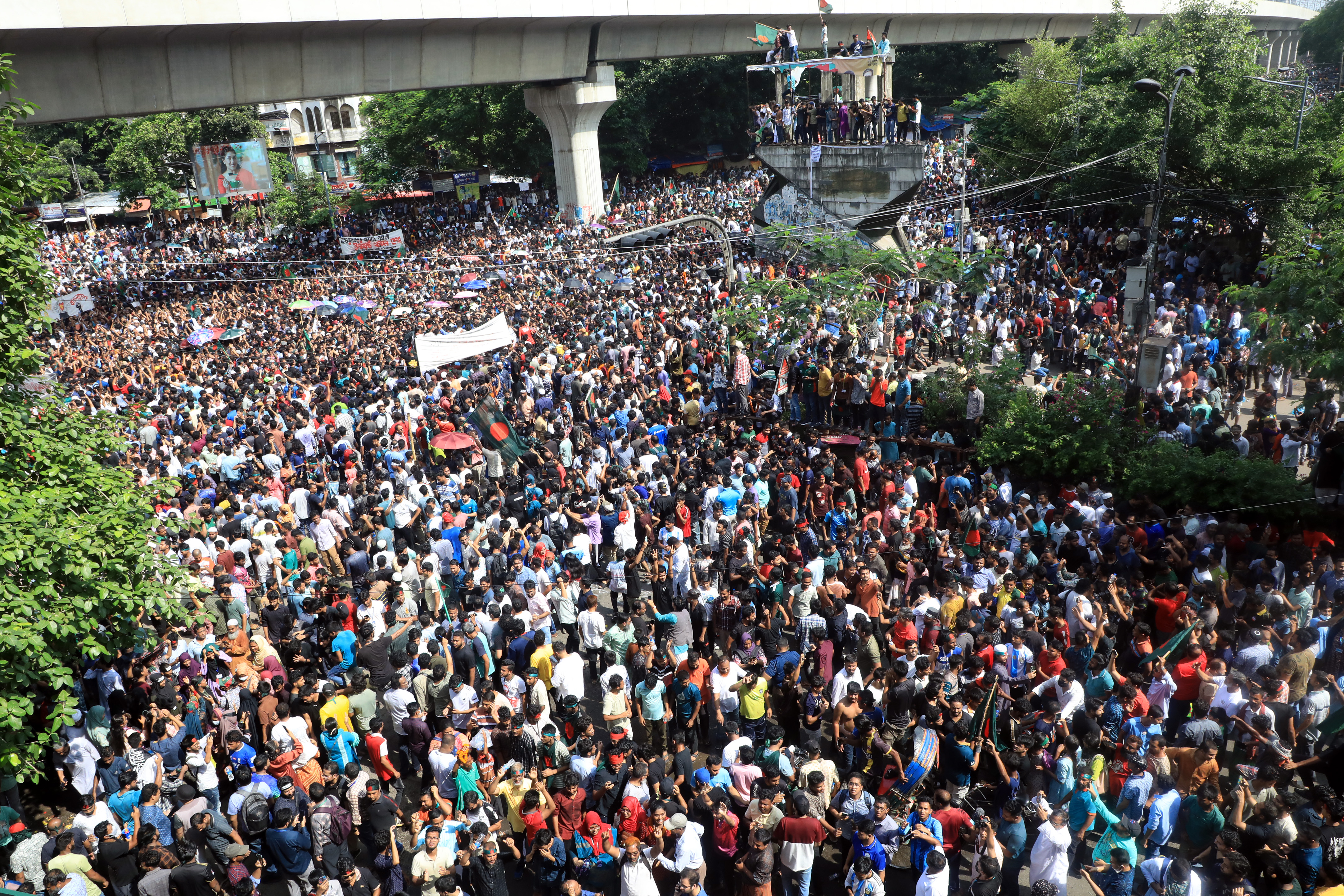 We must not allow sacrifices of the martyrs to go in vain