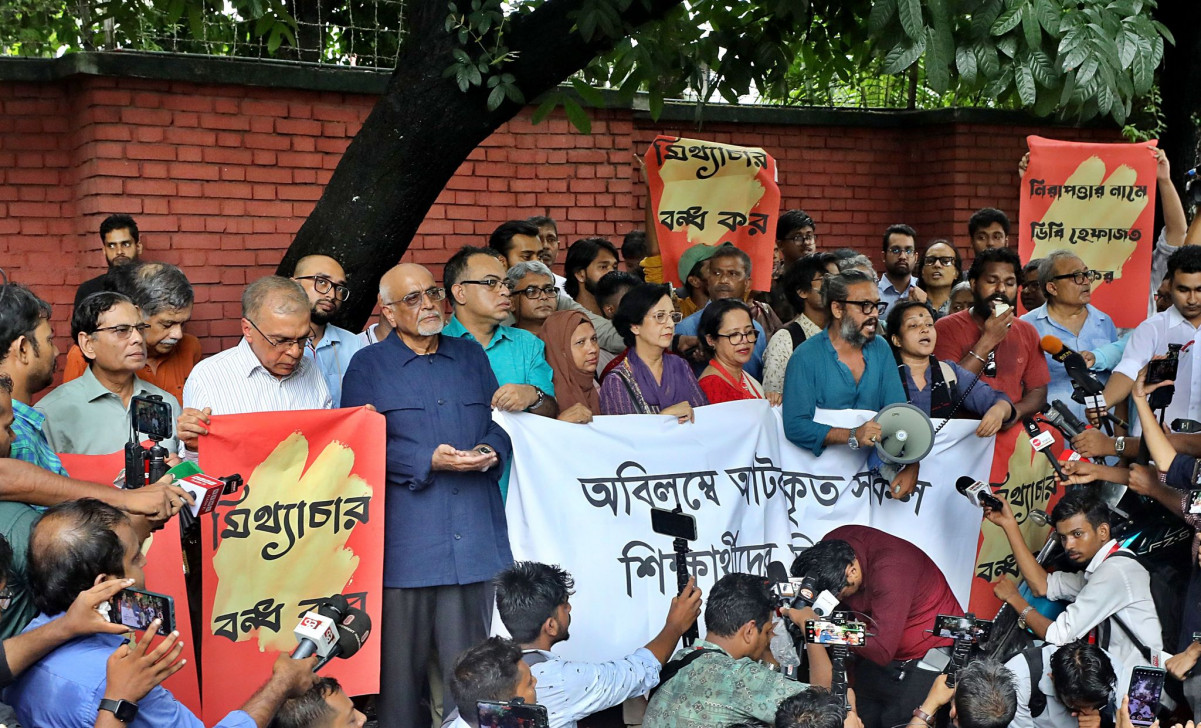 Democracy needs civil society to thrive