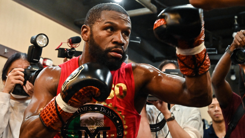 AFP__20260221__98F68ZQ__v1__HighRes__FloydMayweatherToComeOutOfRetirement.jpg
