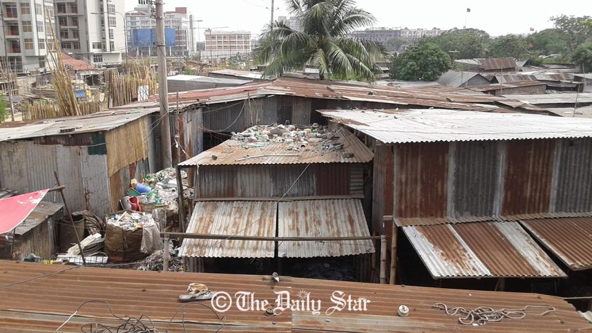 Bhashantek slum