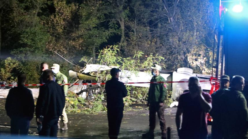 2020-09-25T202914Z_2116715487_RC2W5J9ROX4I_RTRMADP_3_UKRAINE-CRASH.JPG
