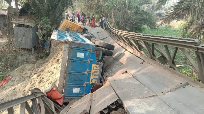 Bridge-collapse.jpg