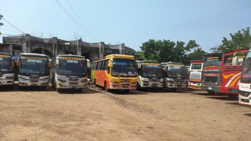 Passengers-suffer-Bagerhat.jpg