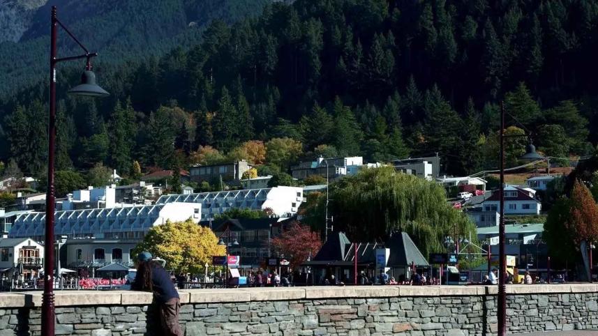 New-Zealand’s-mountain-resort.jpg