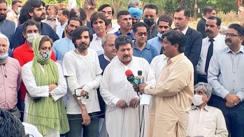 gag-press-Pakistan.jpg
