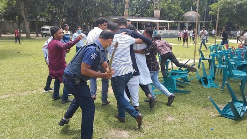 Police-charged-Chhatra-Dal-activists.jpg