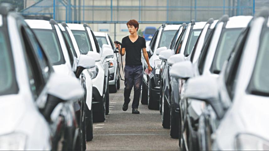 auto worker.jpg