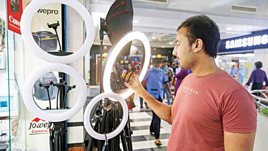 Bashundhara-City-Shopping-Mall.jpg