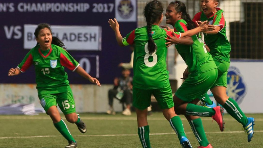 Bangladesh girls celebrate