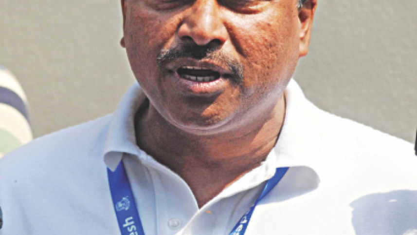 Chief selector Faruque Ahmed.jpg