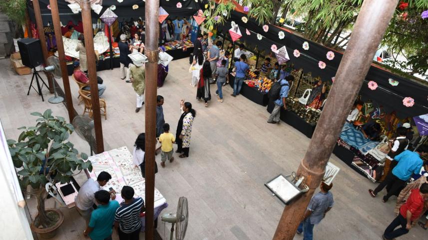 crafts fair