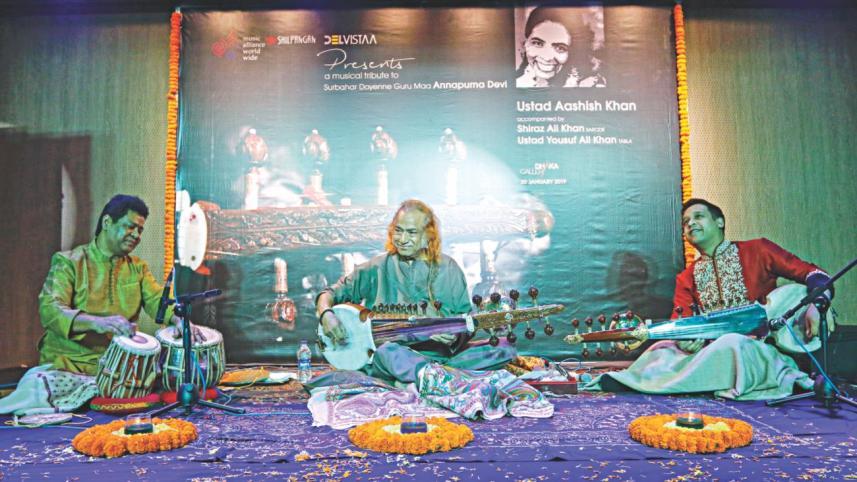 dhaka gallery.jpg