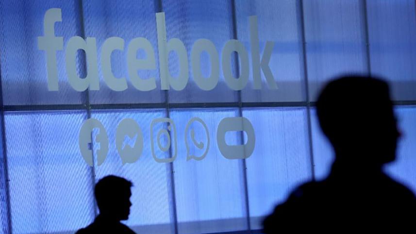 Facebook-wb.jpg