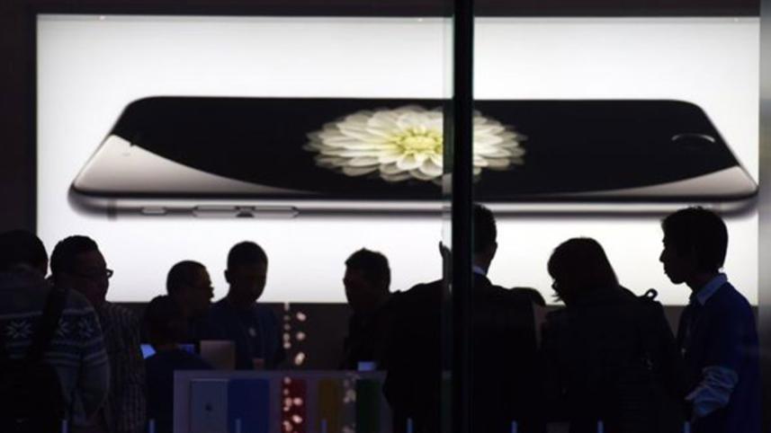 iPhone-1WB.jpg
