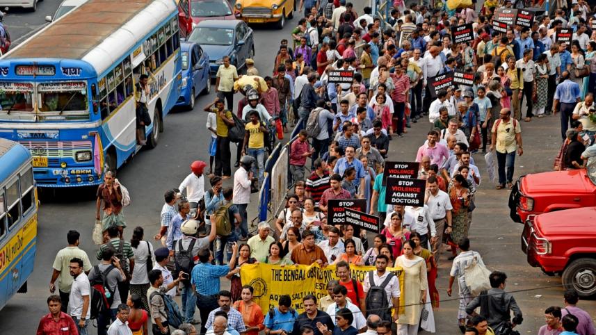 Kolkata-Doctors.jpg