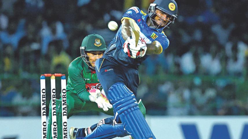 kusal perera.jpg