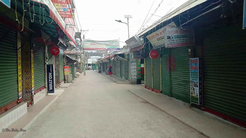 Madaripur-(Shibchar-corona-Vurise-Shop-Stop)-Picture-2-.jpg