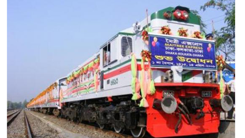 maitri_express-wb.jpg