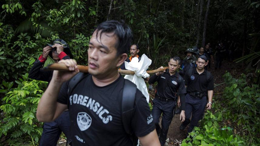 Malaysia-graves.jpg