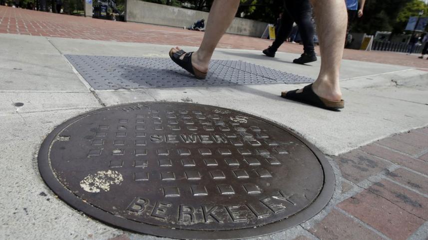 manhole.jpg