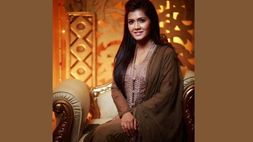 Maria nur.jpg