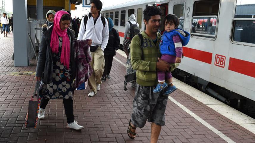 Migrants_Germany--4WB.jpg