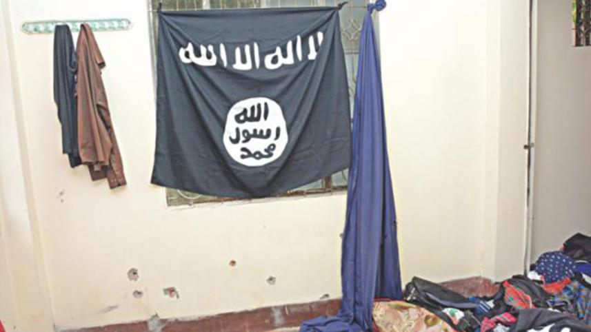 Militant-Den-1WB.jpg