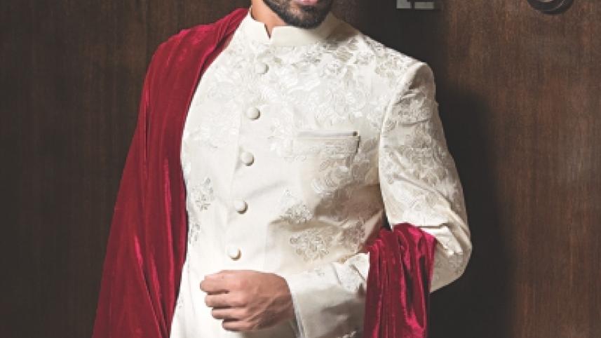 MODEL AZIM.jpg