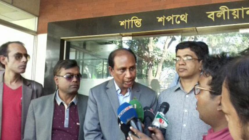 Monirul-Islam-briefing.jpg