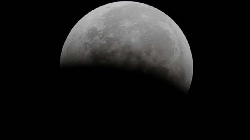 Moon-web.jpg