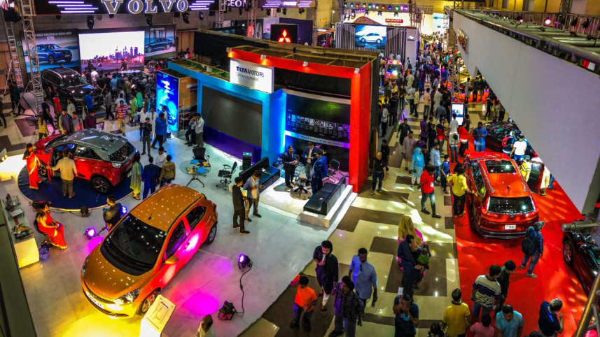 motorshow1.jpg