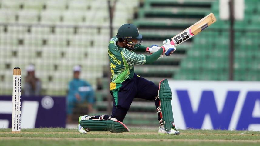Mushfiq-2.JPG