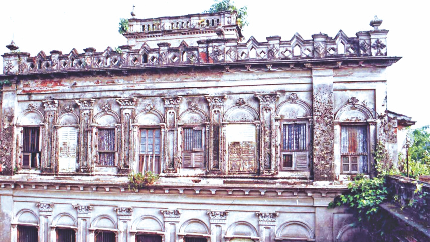 Narsingdi Zamindar Bari, Balapur Zamindar Bari, decorative structure, verge of collapse, lack of maintenance, repair