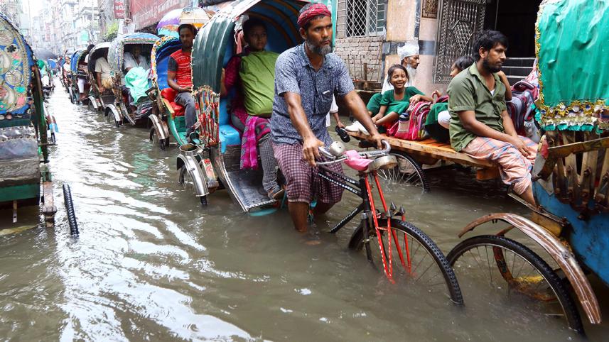 Old-Dhaka-rain.jpg