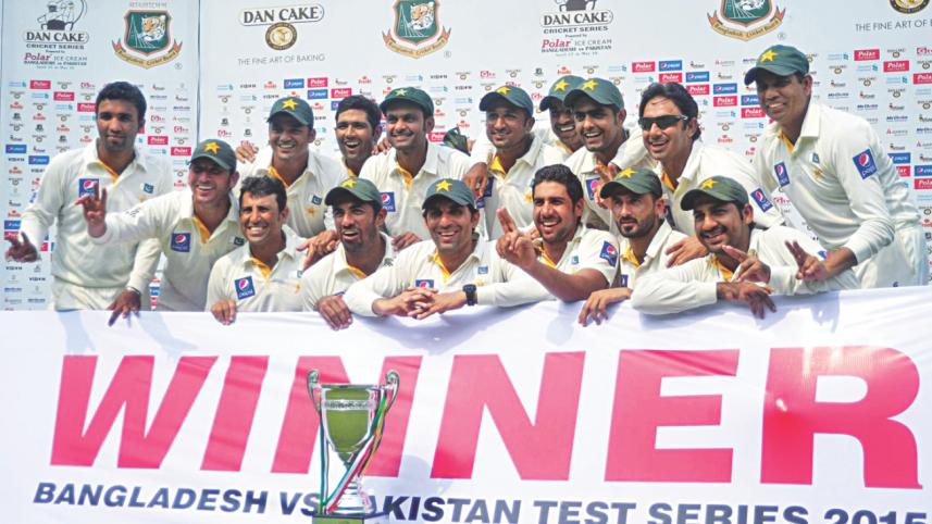 pak team.jpg
